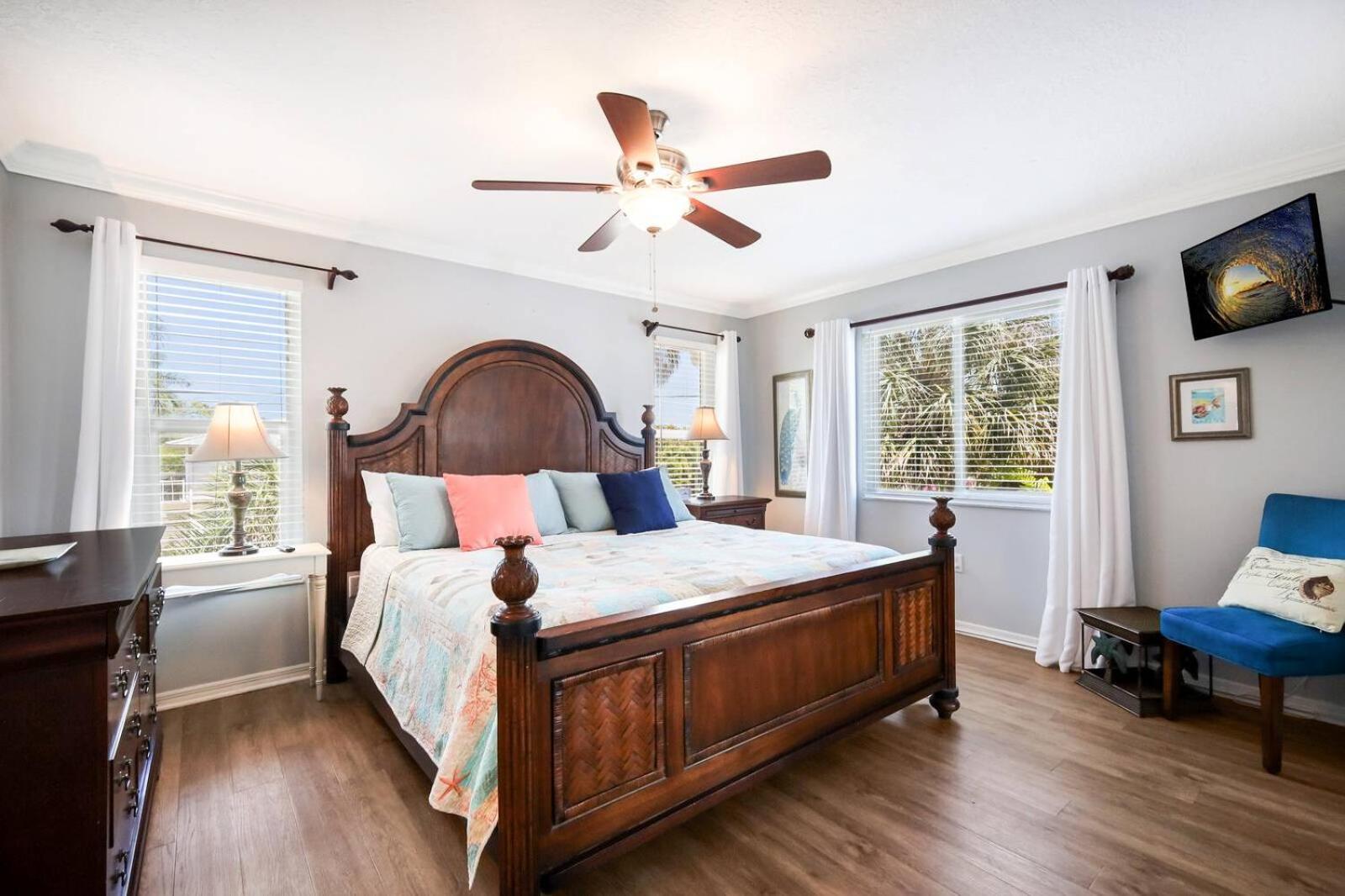 Island Girl West - Heated Pool Porches Beach Gear Walk To Beach Holmes Beach Exterior photo
